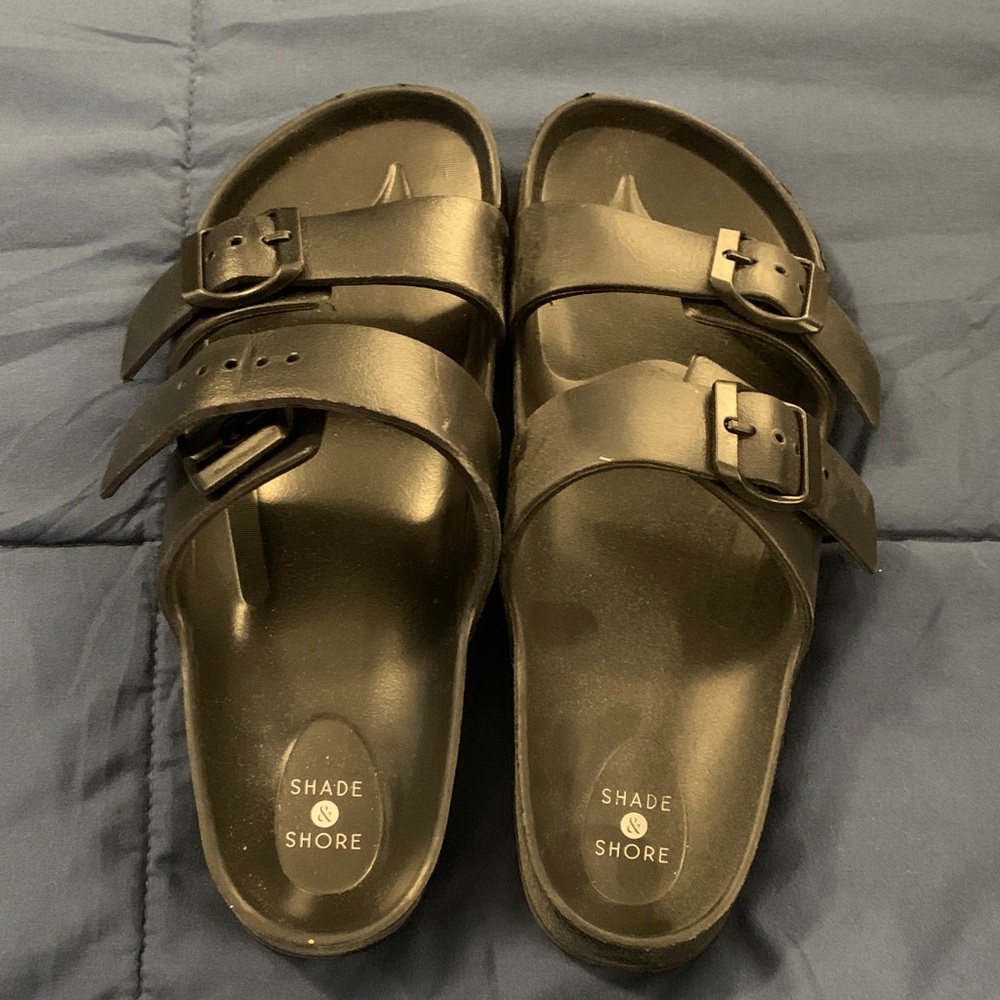 Shade & Shore Dark Sandals with Buckles